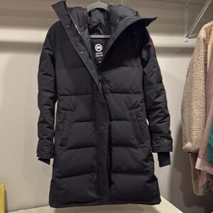 Canada goose coat women’s